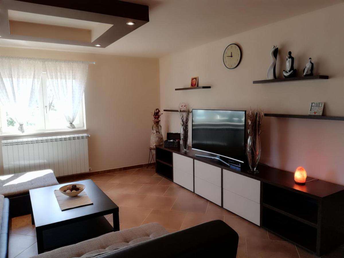 Ladrovici Apartman Nikola מראה חיצוני תמונה